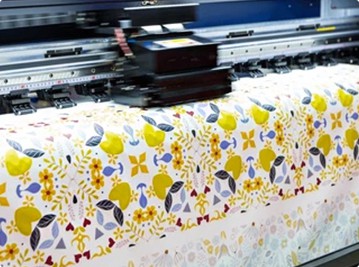 Izgledi na trend stila tkanina u tekstilnoj industriji u 2025. godini